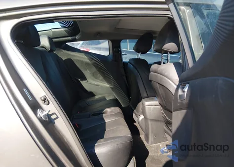 2014 Hyundai Veloster Turbo W/Blue z USA, uszkodzony, nr VIN KMHTC6AE7EU189999